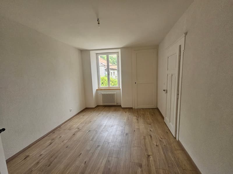 Delizioso appartamento di 3.5 locali ristrutturato a Vaulion (5)