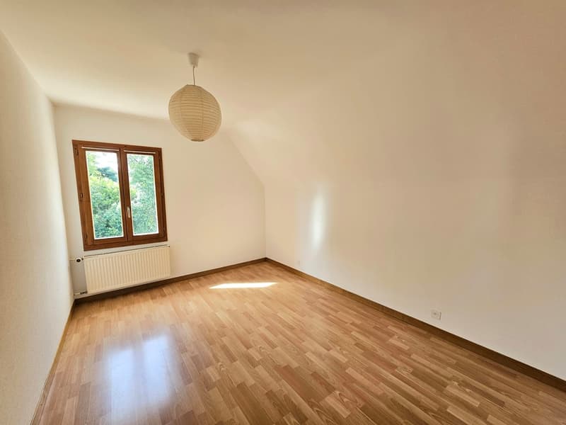 Charmante maison bifamiliale de 4.5 pièces à Nyon (6)