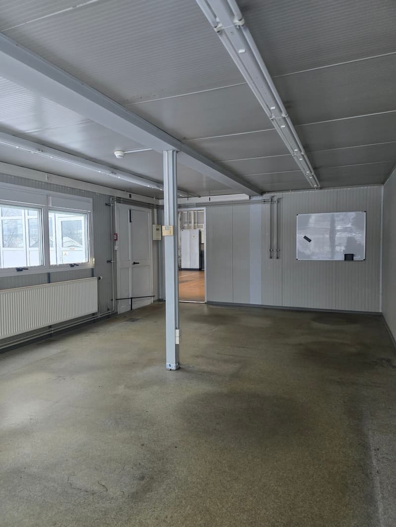 Industrial space for rent Rue de la Communance 26 (7)