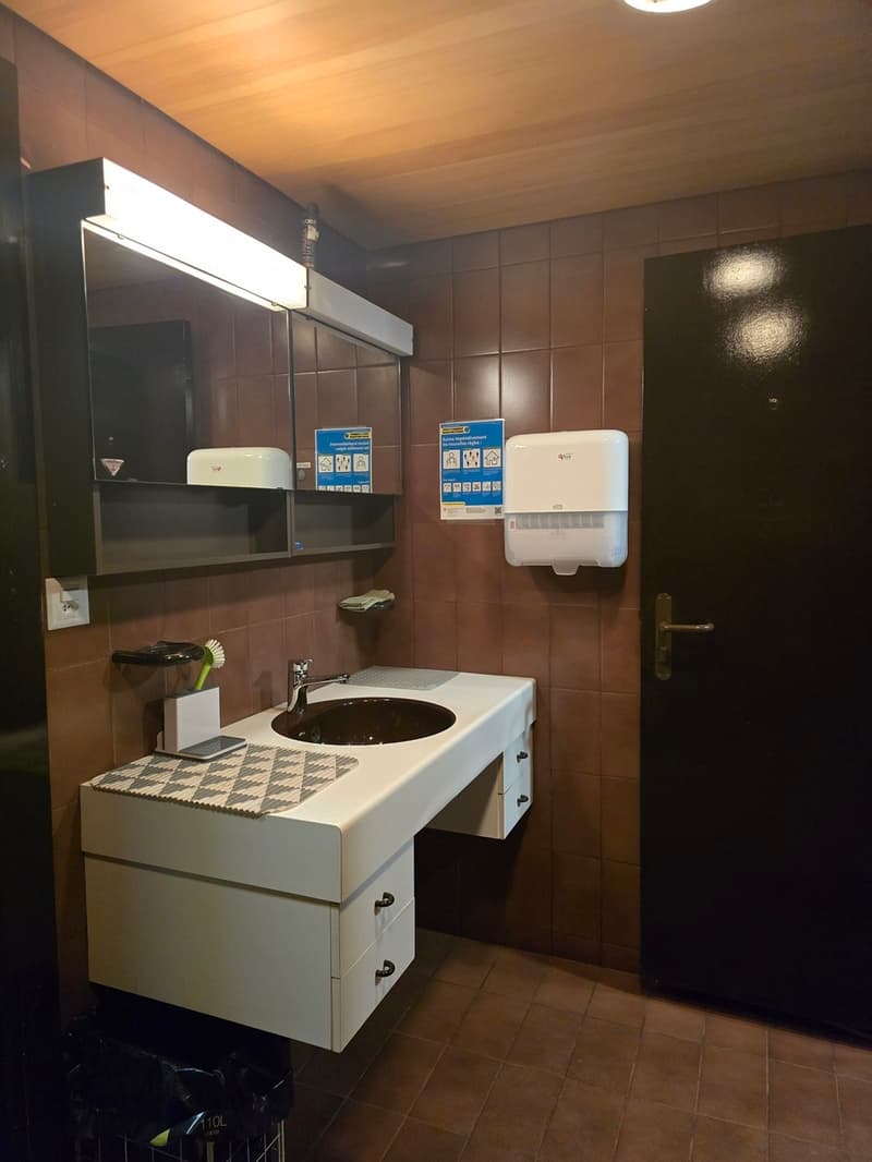 Industrial space for rent Rue de la Communance 26 (8)
