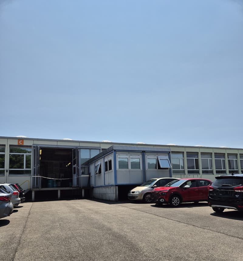 Industrial space for rent Rue de la Communance 26 (1)
