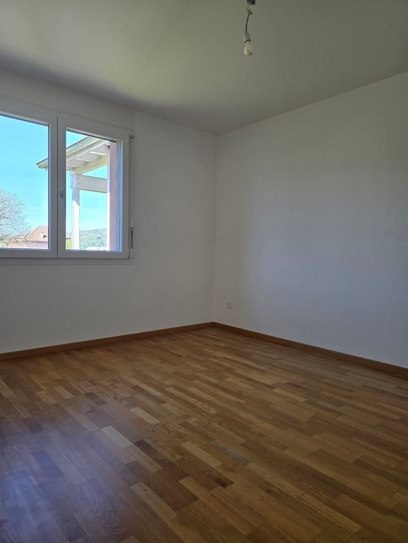 4.5-room apartment on the 1st floor, 100 m2, with elevator (9)