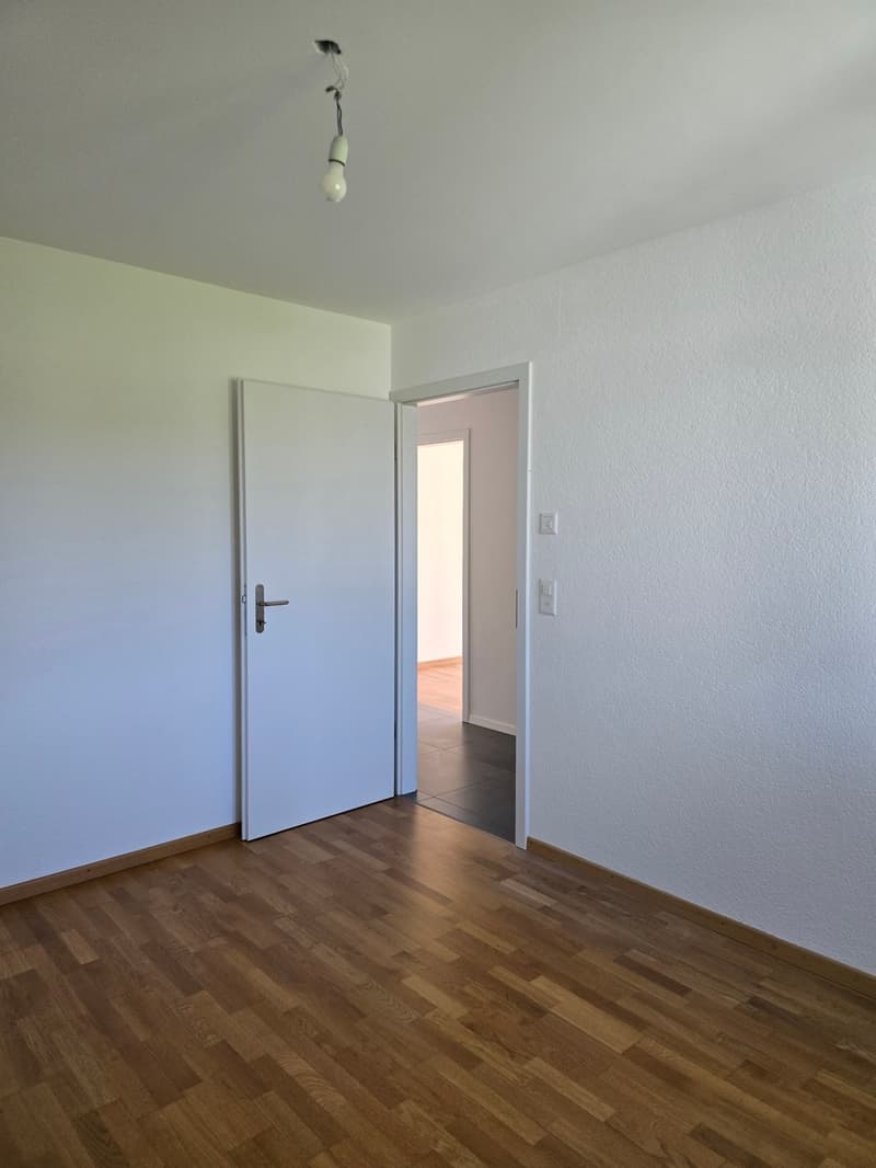 4.5-room apartment on the 1st floor, 100 m2, with elevator (8)