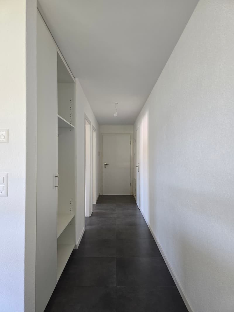 3.5-room apartment on the 1st floor, 64 m2, with elevator (5)