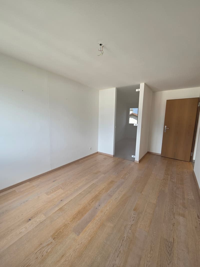 Appartamento di 98 m2, 4 locali al 1° piano, senza ascensore (4)