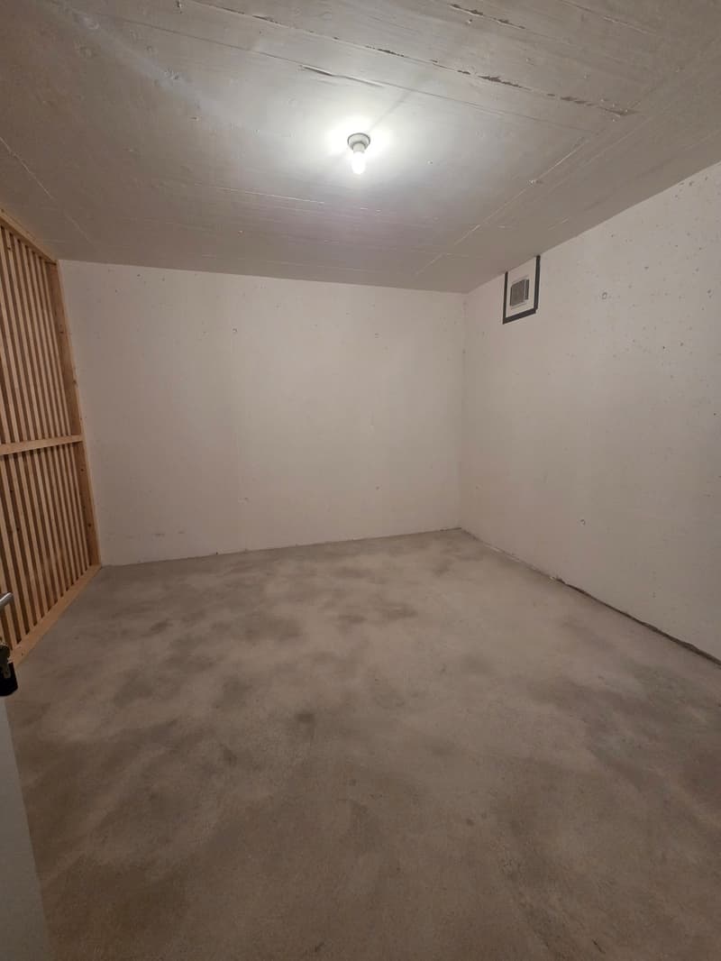 4.5-room apartment of 107 m2 on the 2nd floor with elevator (8)