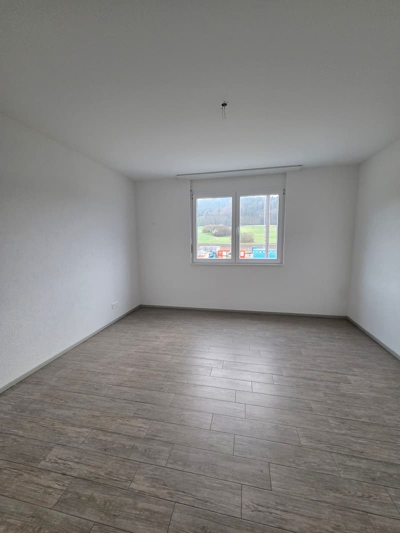 4.5-room apartment of 107 m2 on the 2nd floor with elevator (6)