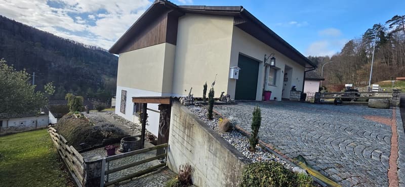 A découvrir, belle maison 6.5 pces entretenue avec coeur (2)