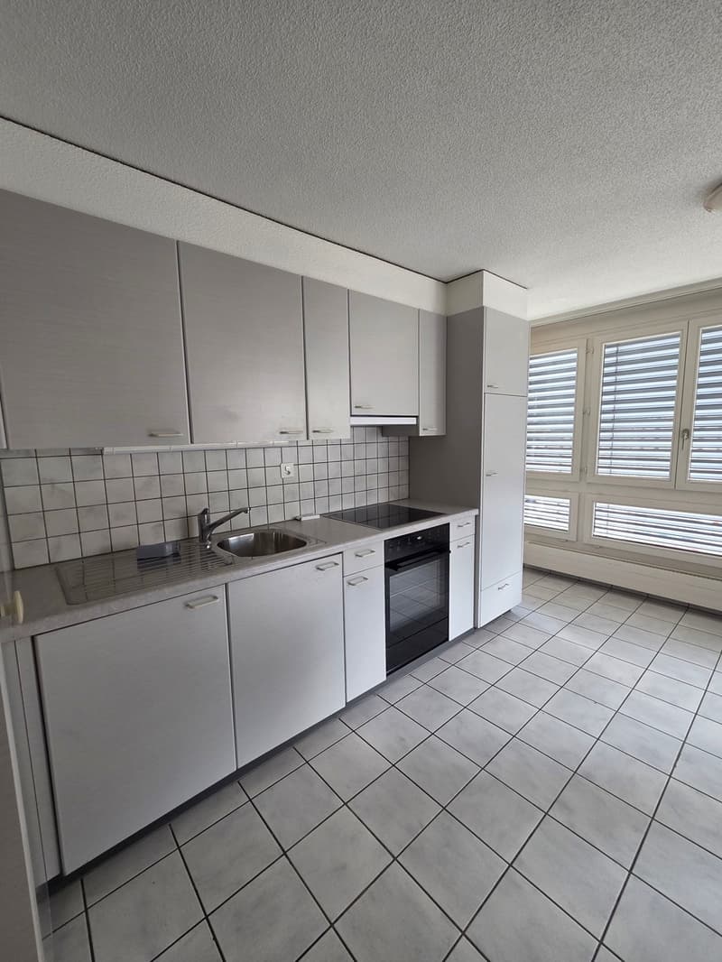 Studio mit 40 m2 im 1. Stock mit Aufzug (1)