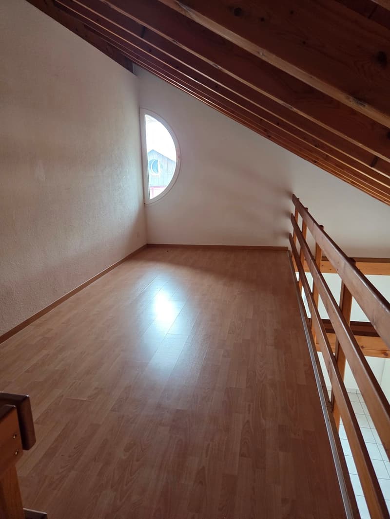 Attique en duplex de 84 m2 au 3ème étage, sans ascenseur (6)
