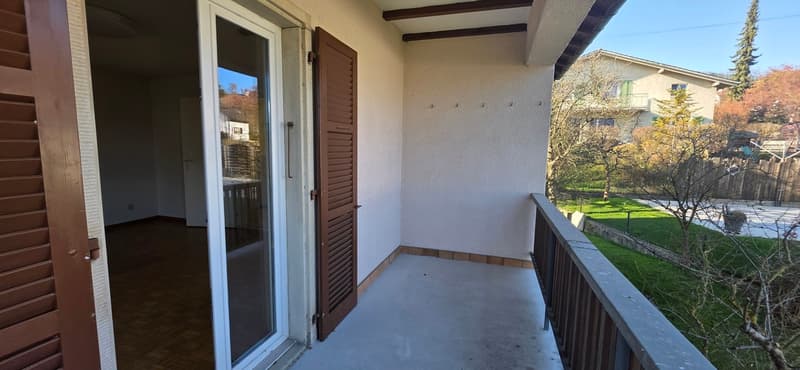 Casa luminosa di 4.5 locali con grande potenziale e ampi garage (5)