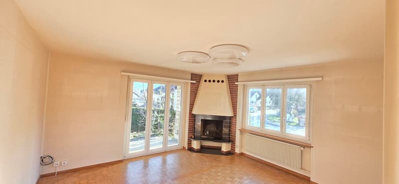 Casa luminosa di 4.5 locali con grande potenziale e ampi garage (4)