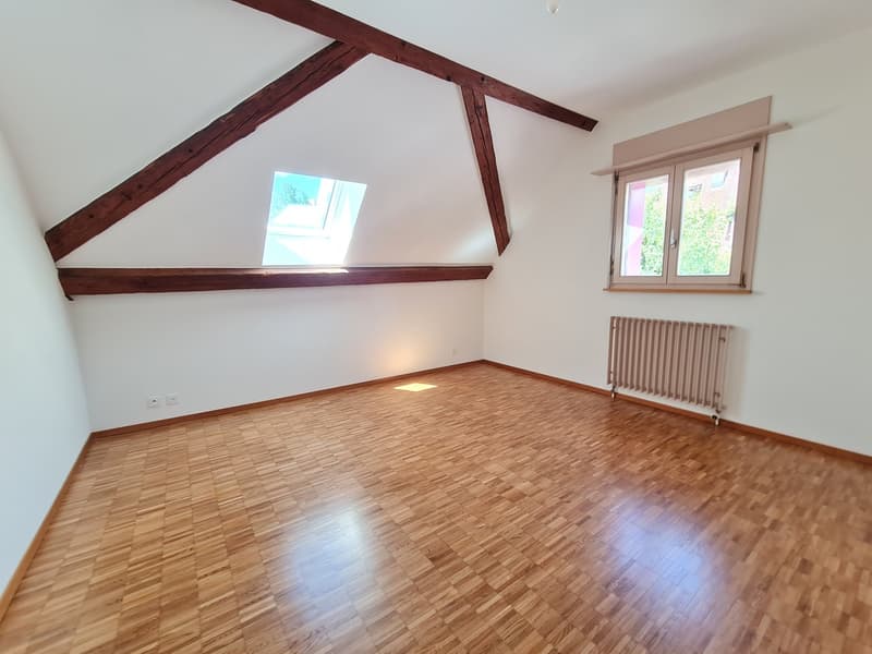 Großes Duplex von 3.5 Zimmern mit 94m2 - Zwei Schritte vom Krankenhaus entfernt (4)
