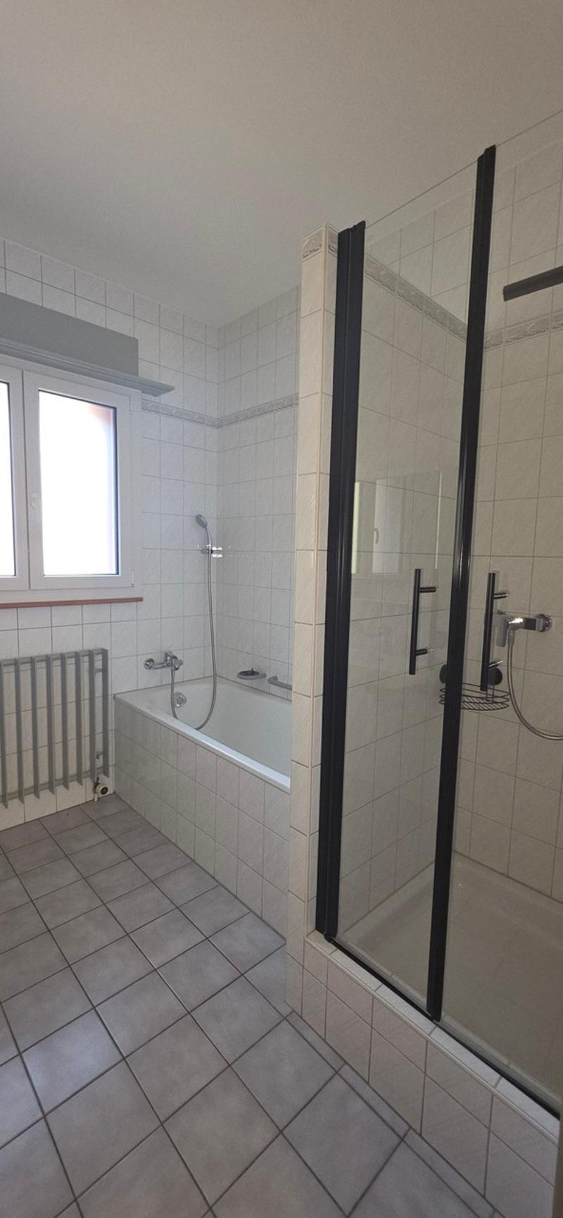 Großes Duplex von 3.5 Zimmern mit 94m2 - Zwei Schritte vom Krankenhaus entfernt (6)