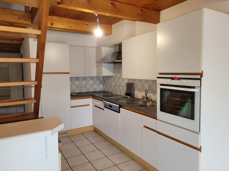 Attique en duplex de 107 m2 au 3ème étage, sans ascenseur (6)