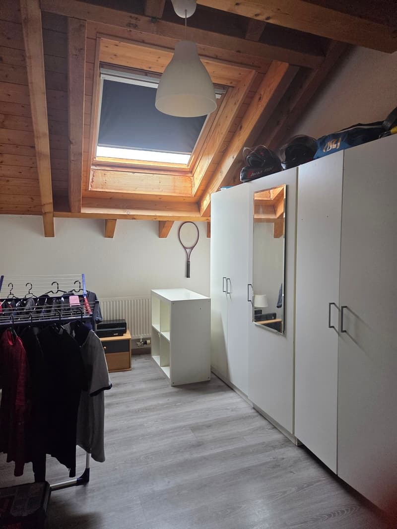 Attique en duplex de 107 m2 au 3ème étage, sans ascenseur (6)