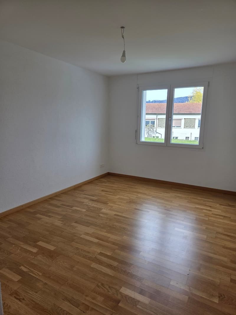 Appartamento a piano terra con terrazza (7)