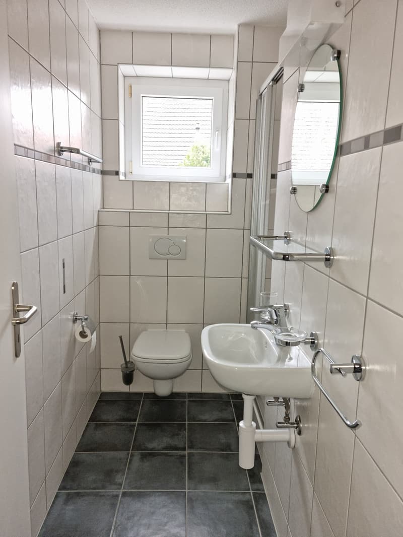Spacieux et lumineux logement de 119 m2 (5)
