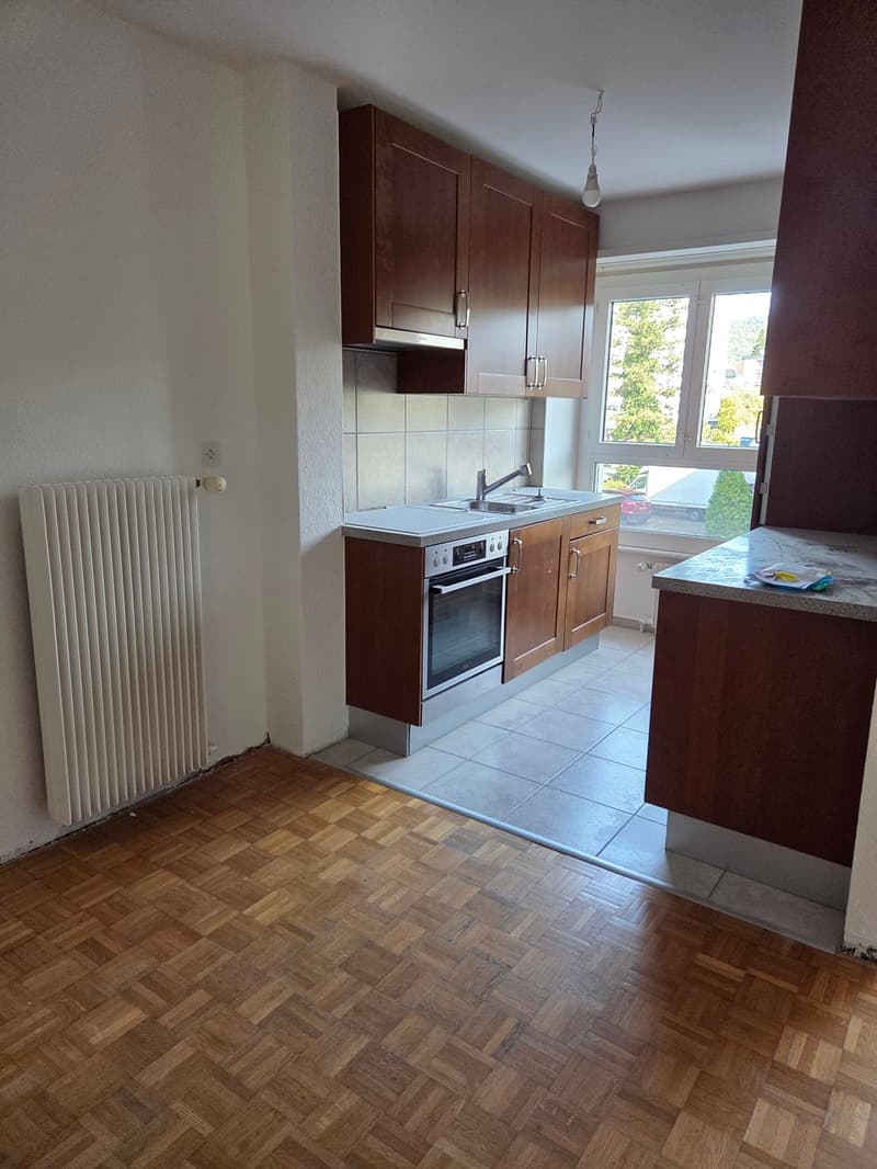 Appartement 3 pièces au 1er étage de 84 m2, avec ascenseur (3)