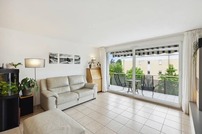 Lumineux 4.5 pièces de 106 m2 avec balcon (2)