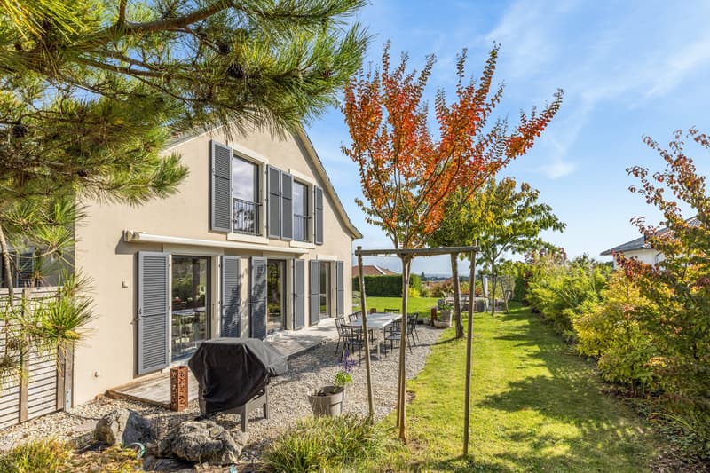 Villa individuelle avec vue panoramique sur le lac Léman (2)