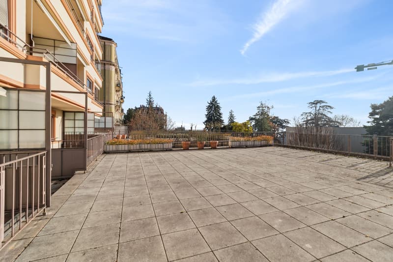 Beautiful apartment in the center of Lausanne (1)