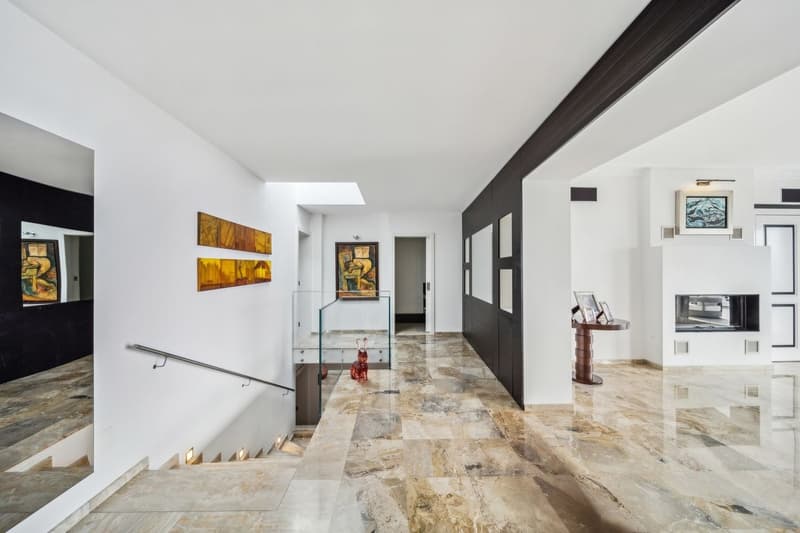 Maison de maître contemporaine avec vue panoramique exceptionnelle (8)