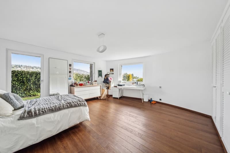 Maison de maître contemporaine avec vue panoramique exceptionnelle (11)