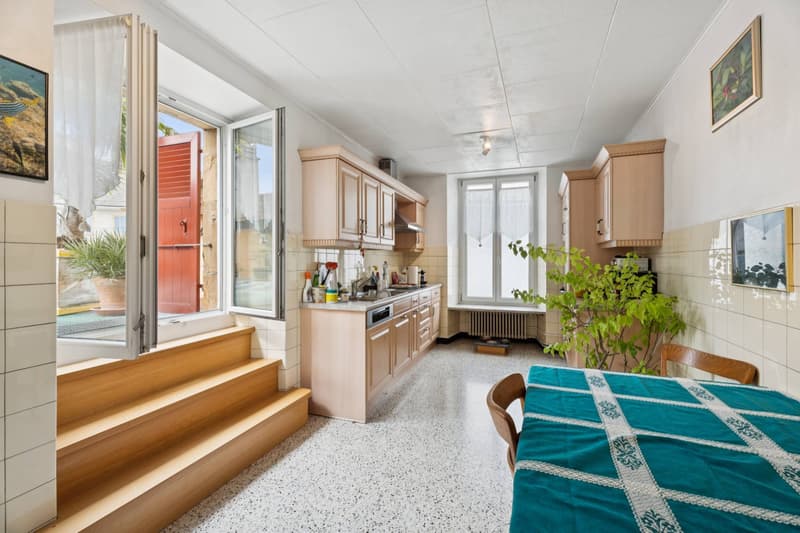 Large village house in Tuileries-de-Grandson - 2 apartments + (3)