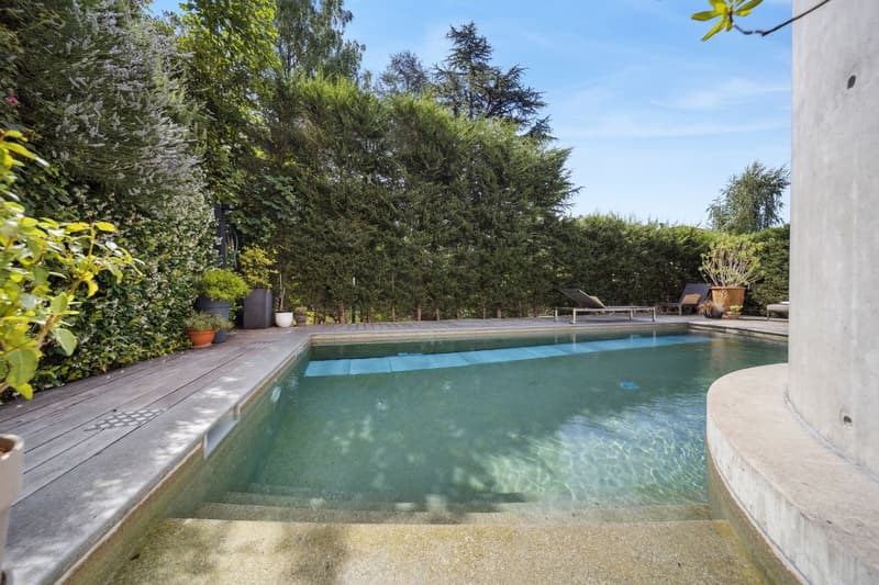 Villa d'architecte avec vue et piscine (8)