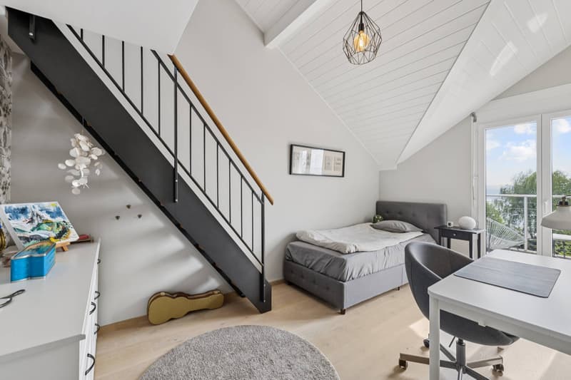 Un'eleganza contemporanea rivolta verso l'orizzonte (11)