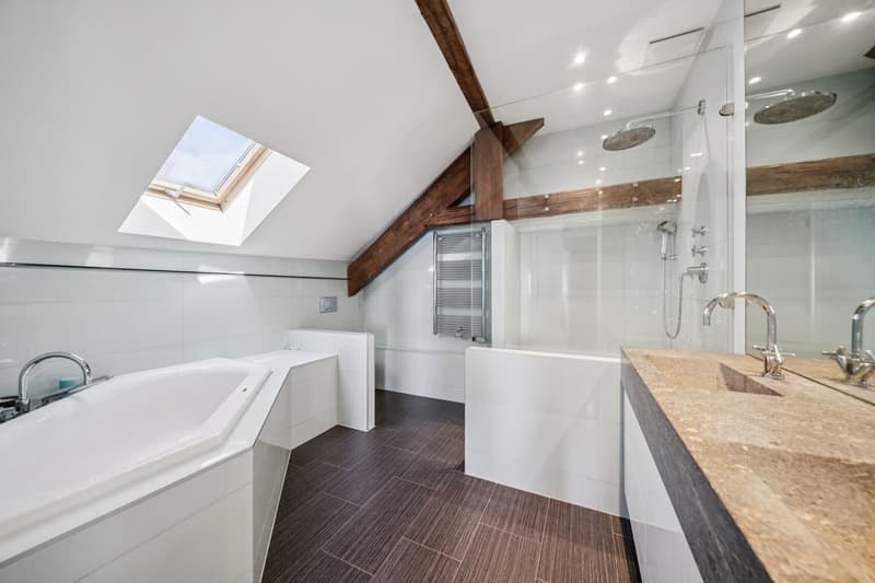 In the heart of the vineyards, an exceptional winemaker's house facing Lake Geneva (11)