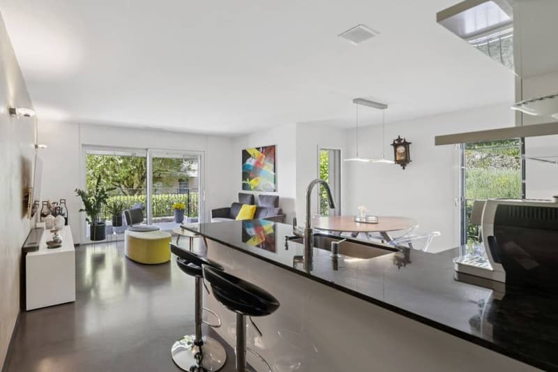 Magnificent 4.5-room apartment in the heart of St-Sulpice (5)