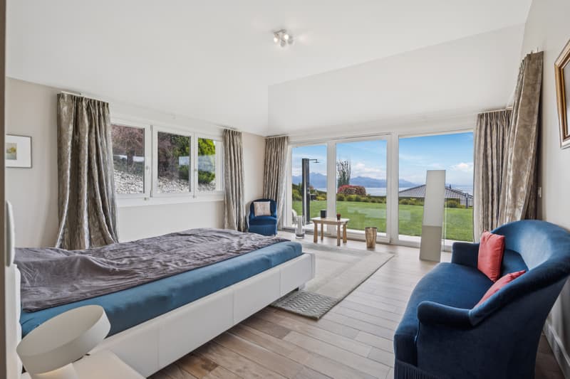 Exclusive | A haven of peace bathed in light, with an unbeatable view (12)