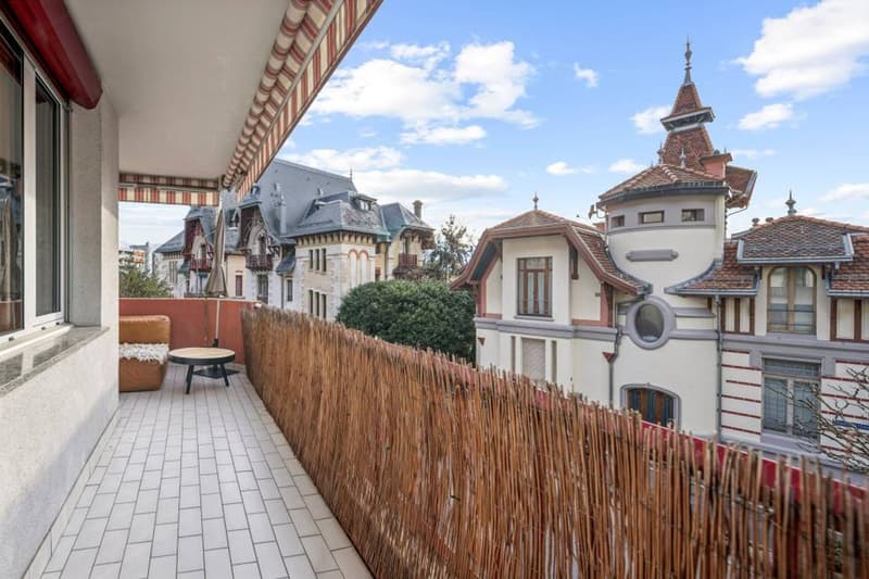 Charming 2.5-room apartment with balcony (5)