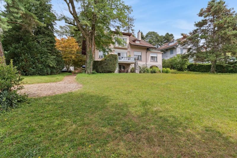 Superbe appartement avec grand jardin - Très jolie vue sur le lac (10)