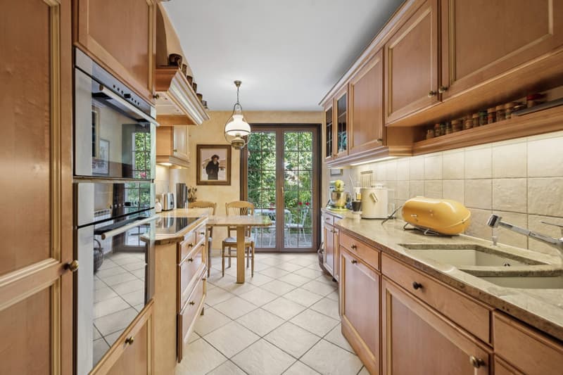 Maison familiale de 6 pièces sur une généreuse parcelle (10)