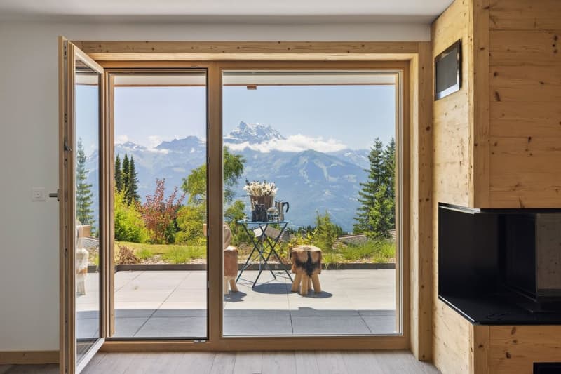 Rare duplex avec jardin, ski-in & ski-out, vue sublime! (7)