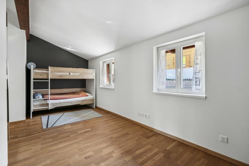 Modern 4-bedroom chalet between Ollon and Villars (9)