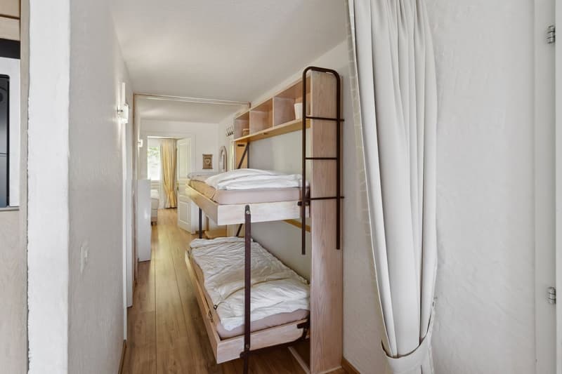 Splendide double appartement rénové avec piscine intérieure (10)