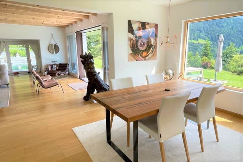 Spacious chalet with heated pool and breathtaking view of the Alps (12)