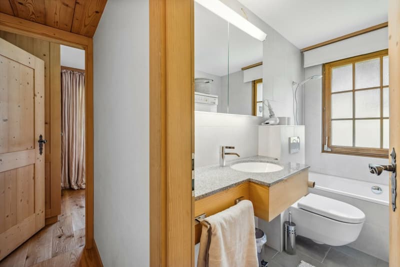 Le Granit: Appartement rénové de 4 chambres au Domaine de la Résidence (13)