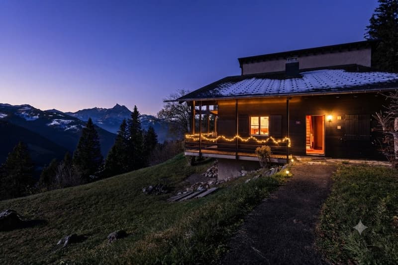 Semi-detached chalet in triplex with 4 bedrooms, located 200m from the ski lift (2)