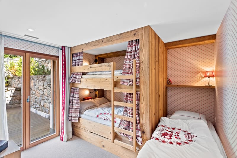 Superb 4-bedroom Duplex, Home Cinema, Garden, Ski In-Out (7)