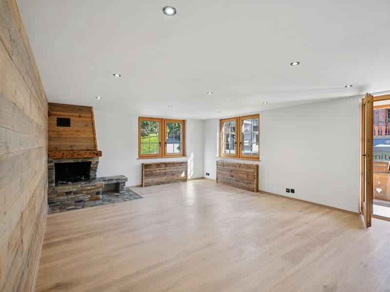 Villars centre, in beautiful building 3.5 rooms luxuriously renovated, parking (2)