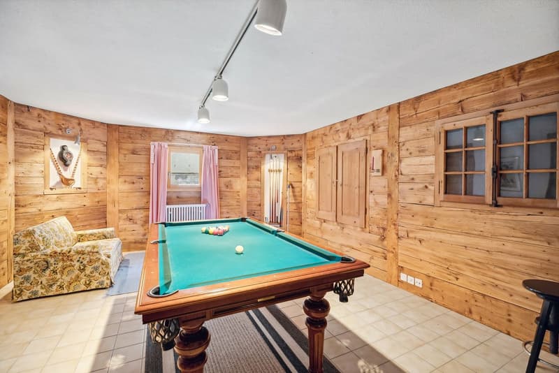 Spacious family chalet, billiard room, carnotzet, panoramic view (4)