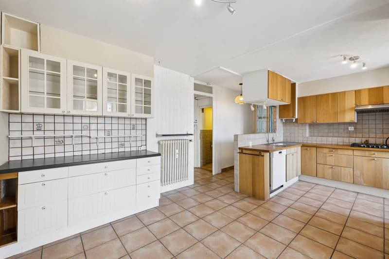 Splendid 4-bedroom duplex with private garden (4)