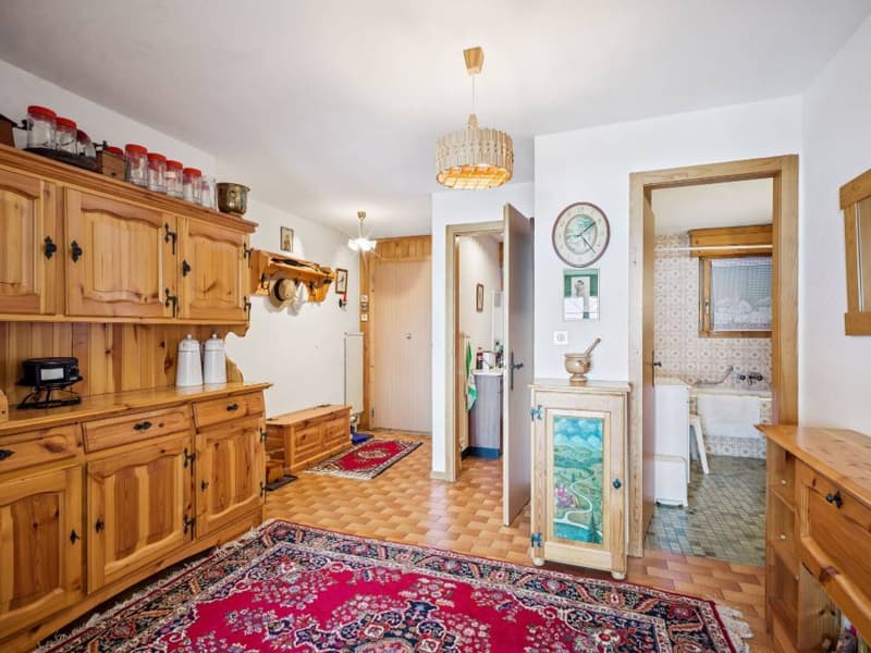 Beautiful apartment with large south-facing terrace and panoramic view (8)