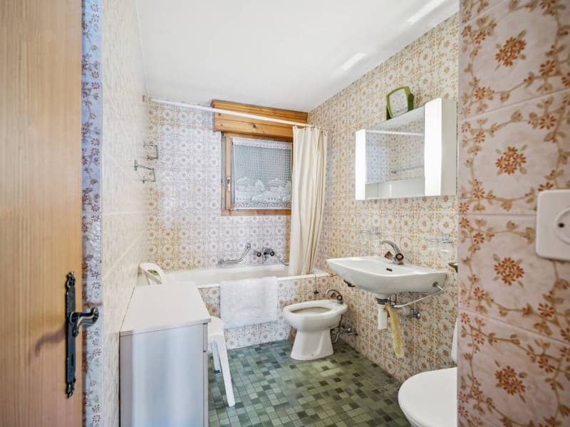 Beautiful apartment with large south-facing terrace and panoramic view (9)