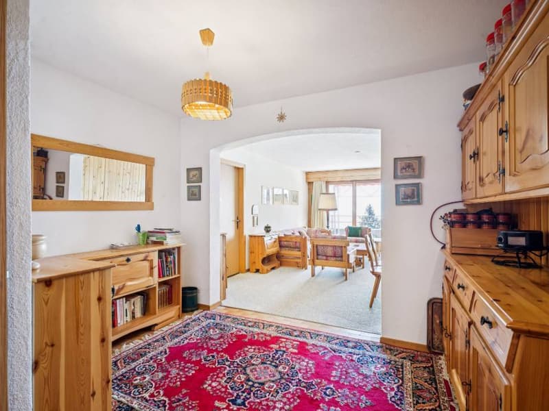 Beautiful apartment with large south-facing terrace and panoramic view (11)